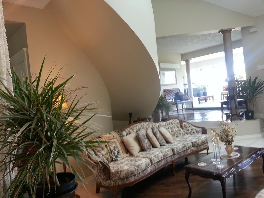 By The Sea Bnb, Sidney Victoria Bc Extérieur photo